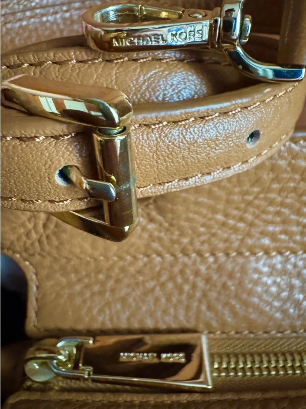 Anabelle Medium Leather Tote Bag - Picture 5 of 5